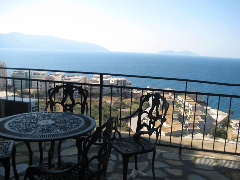 Hotel Vila "Oda E Miqve" Vlorë Buitenkant foto